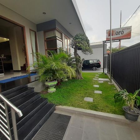 Alloro Guesthouse Pacitan Eksteriør billede
